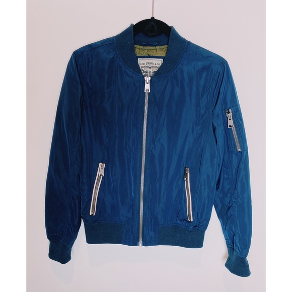 Levi's Jackets & Blazers - Levi’s Flight Bomber Jacket in Navy Size M
